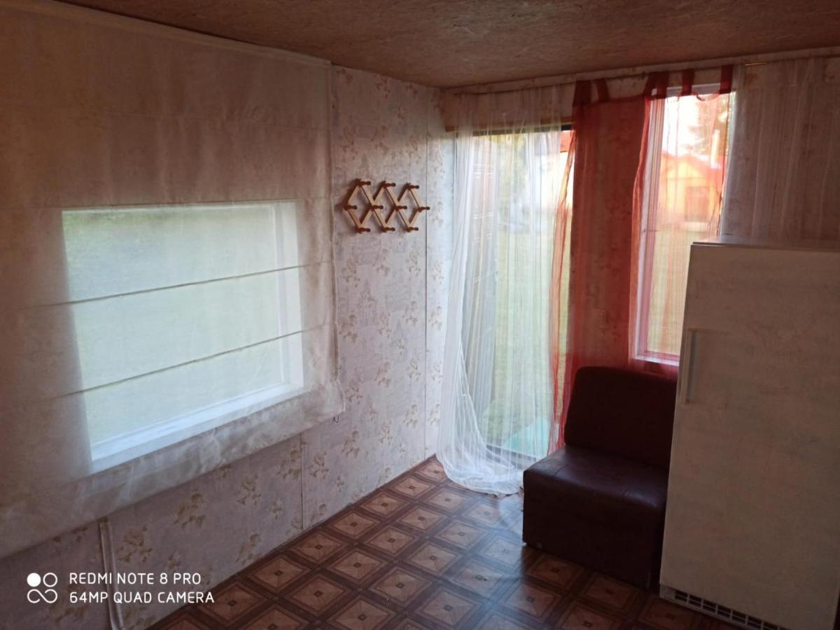 Viesu Nams Klanas Hotel เอนกูเร ภายนอก รูปภาพ