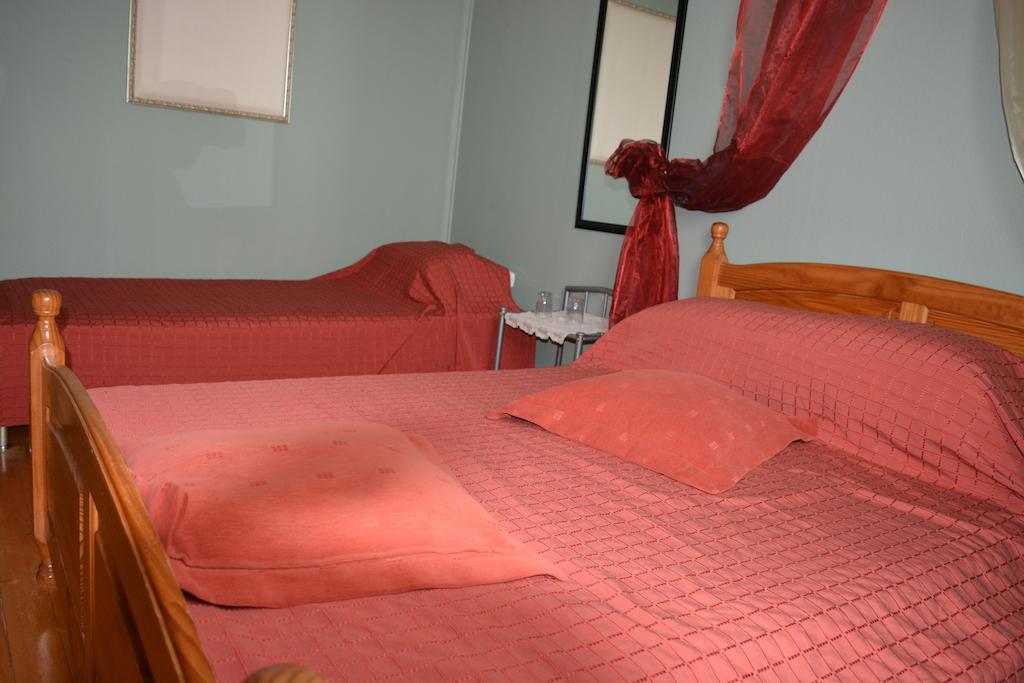 Viesu Nams Klanas Hotel เอนกูเร ห้อง รูปภาพ